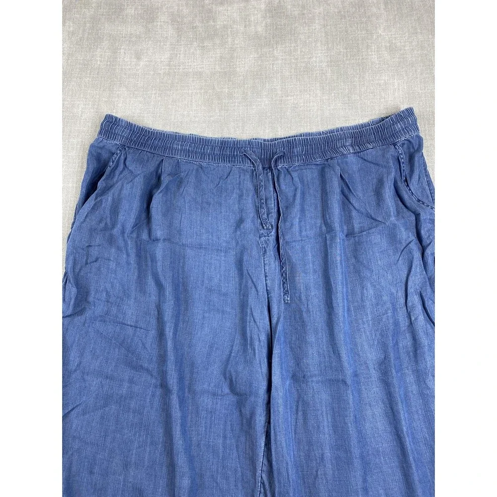 LOGO Lori Goldstein Capris Womens 3X Blue Chambray Lightweight Drawstring Casual - Picture 2 of 8